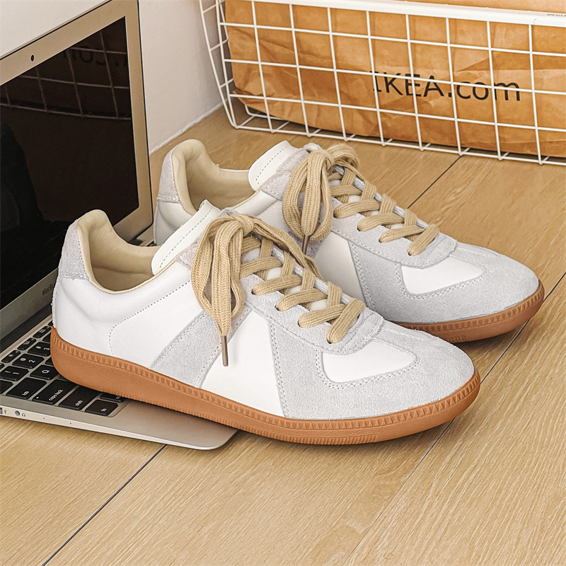 Best sellingnew arrival first-layer cowhide german training shoes soft bottom soft surface non-slipeasiest for matchplaid men’s shoes trendyretrowhite shoes