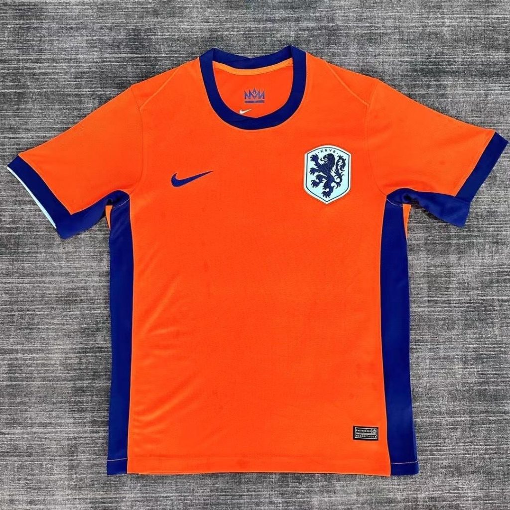Real Madrid training kit/jersey (2024-2025)