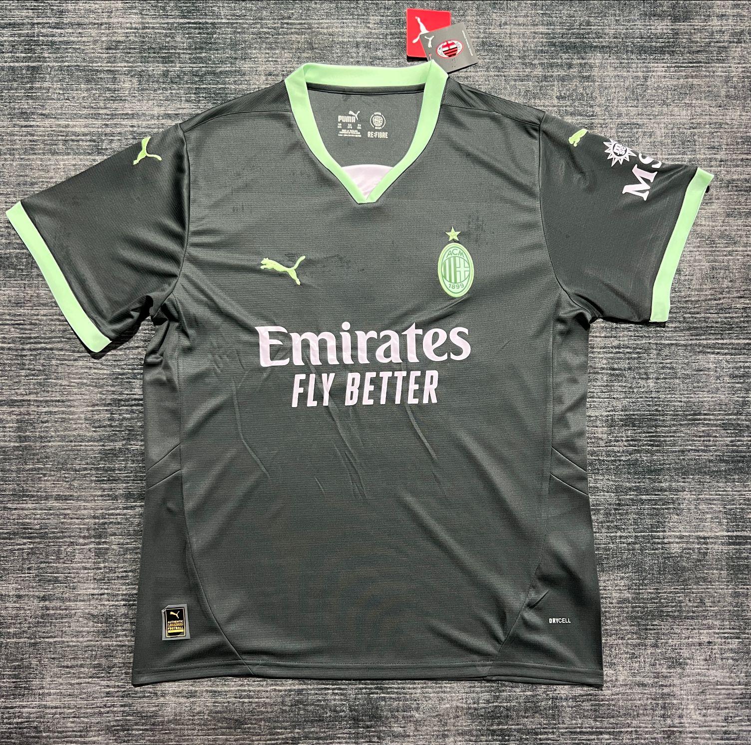 24-25 Ajax away kit (second kit)