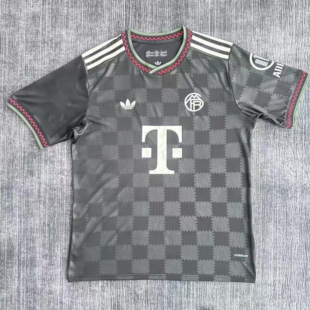 25-26 Roma jersey